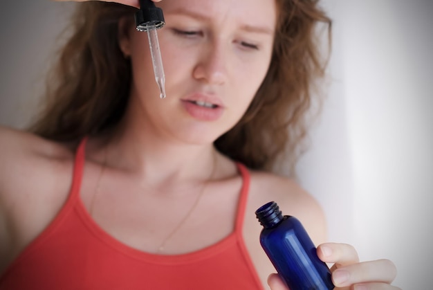 Czy kwas glikolowy można stosować latem?