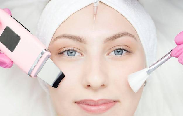 Linerase czy Profhilo co wybrać dla swojej skóry?